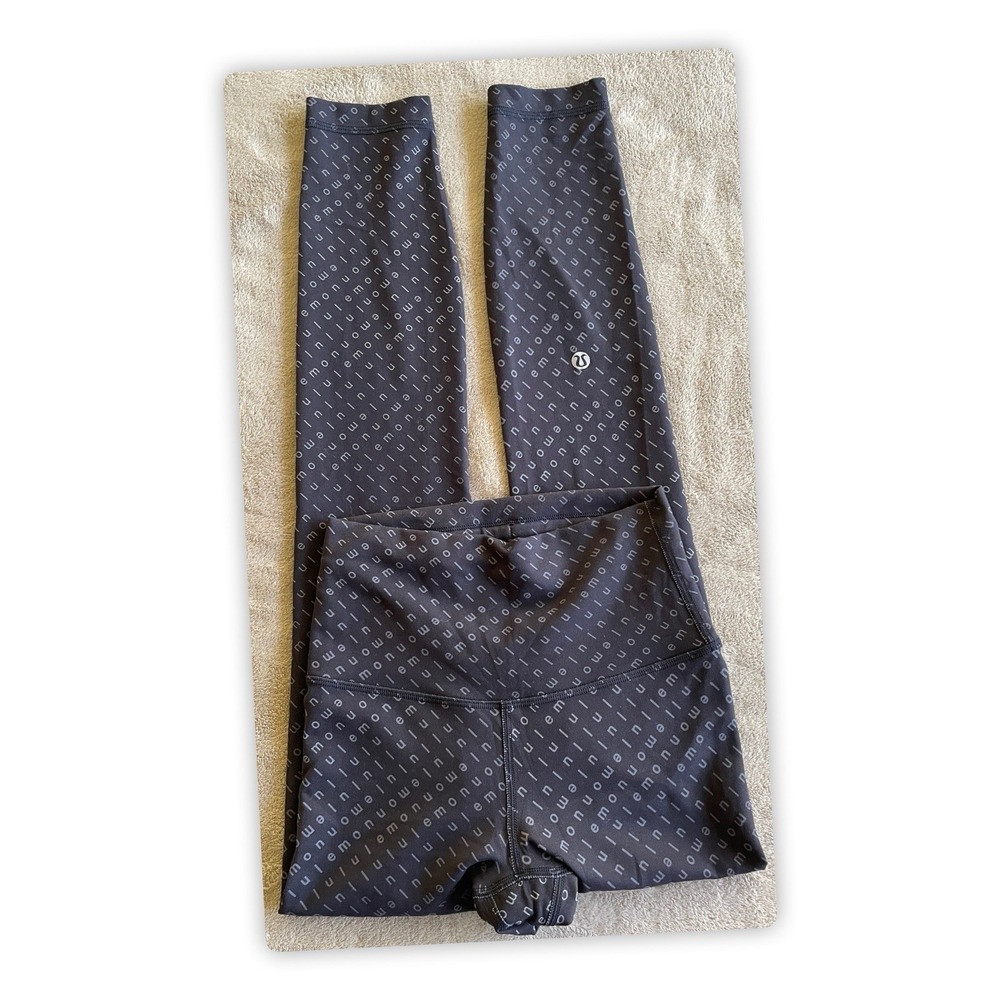 RARE Lululemon Leggings Wunder Train High Rise Mirroring logo pattern Size 2